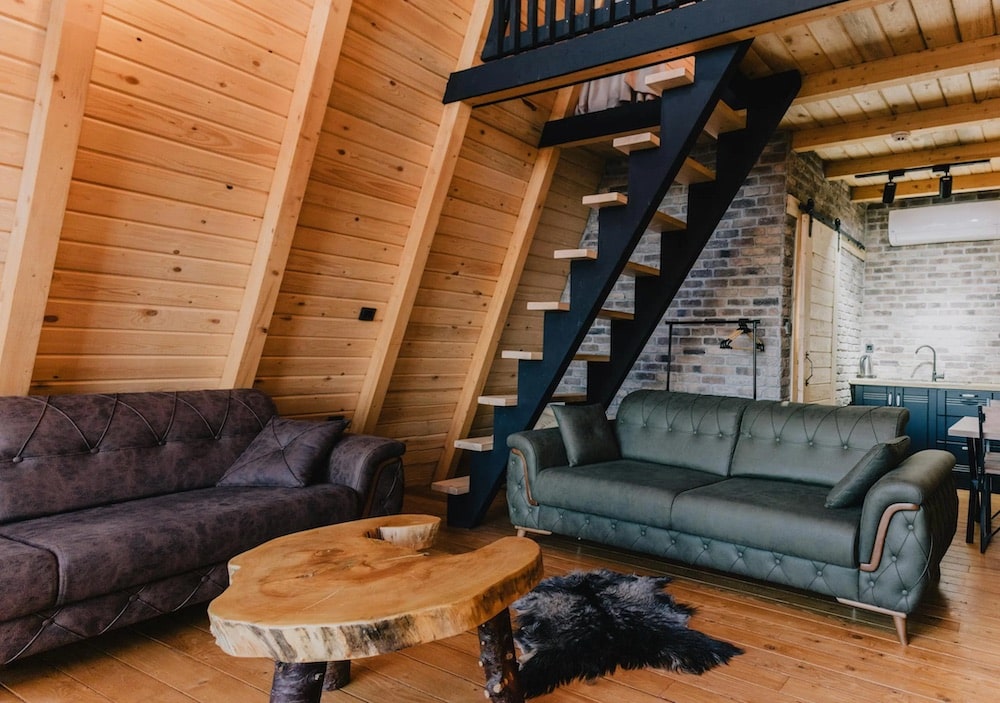 10 Idées Déco Pour Une Cage D'Escalier | Peinture Nature